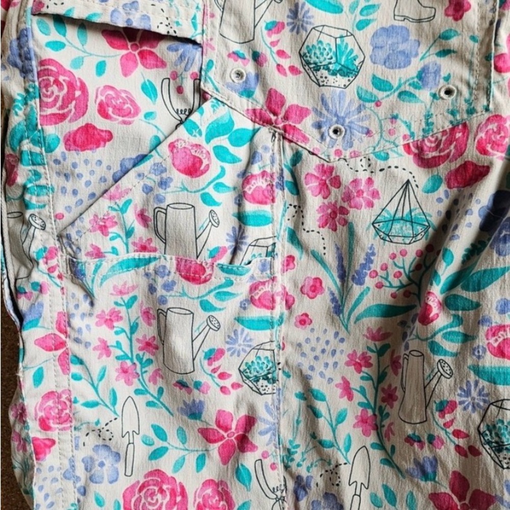 Duluth Trading Heirloom Gardening Floral Garden Print Short Overalls Shorts L - Picture 8 of 8